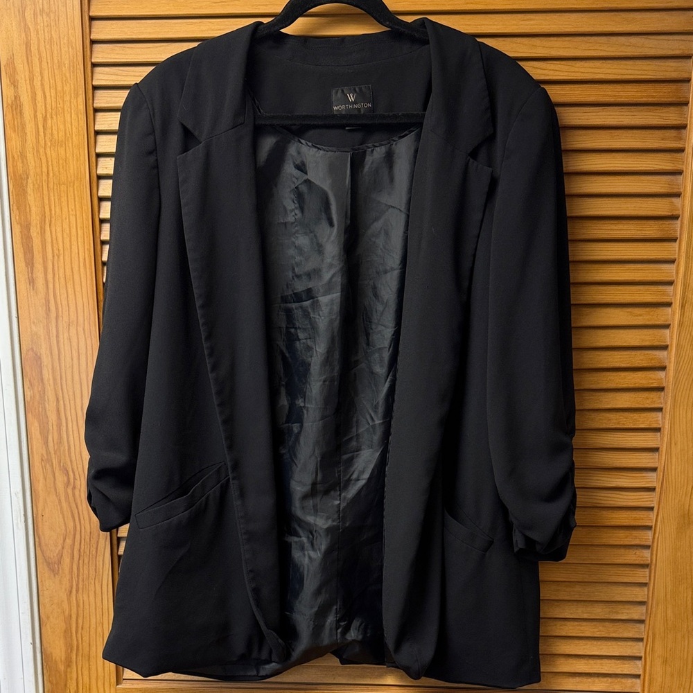 Worthington Elegant Black Blazer